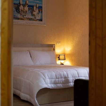 Hotel Vila Lika Korce Esterno foto