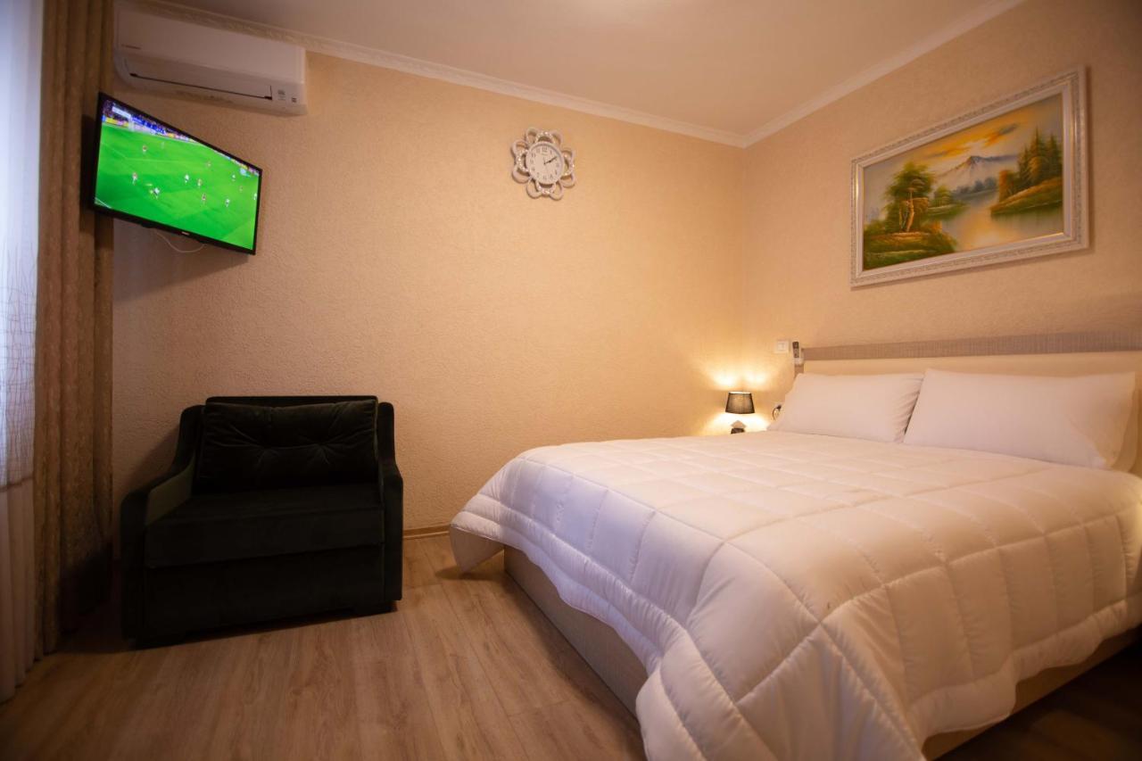 Hotel Vila Lika Korce Esterno foto