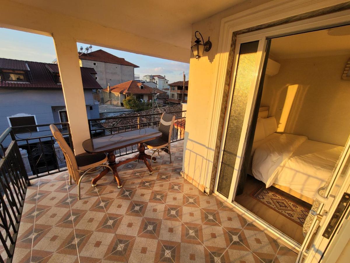 Hotel Vila Lika Korce Esterno foto
