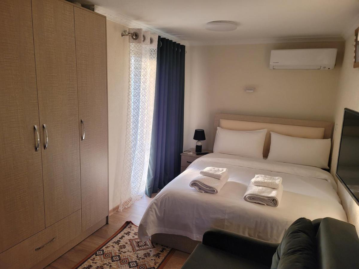 Hotel Vila Lika Korce Esterno foto